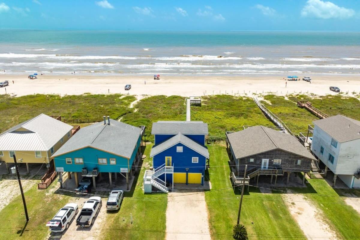 Oceanfront Home - Walk Out To Sand & Surf Surfside Beach Exterior photo