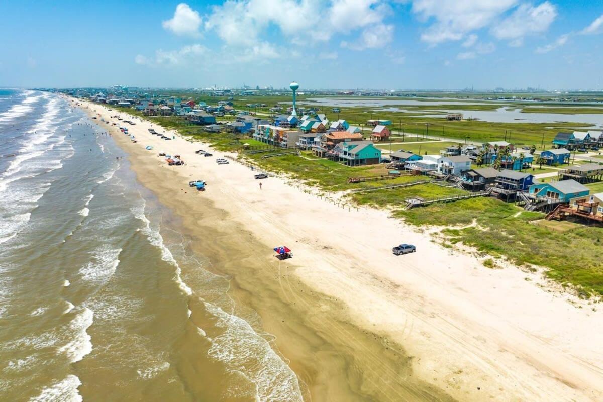 Oceanfront Home - Walk Out To Sand & Surf Surfside Beach Exterior photo